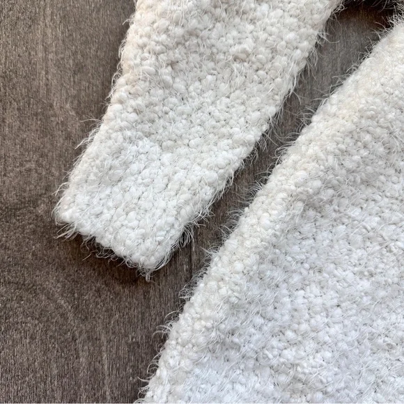 Super Soft Cozy Fuzzy White Turtleneck Sweater - Picture 3 of 3